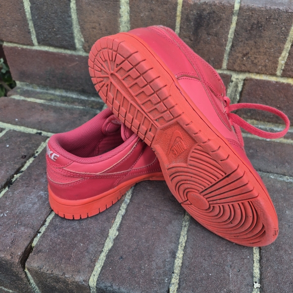 Nike Dunks Track Red - Picture 6 of 6